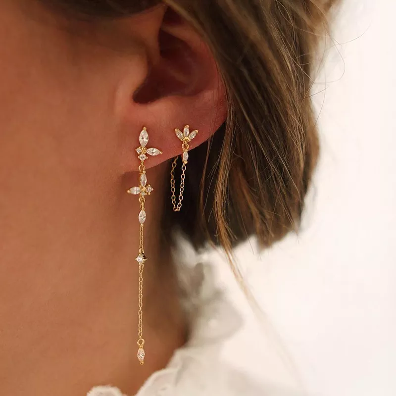 Druppel Oorbellen Sieraad - Elurea - Elegante Gouden Afwerking - Tijdloze Mode Accessoire