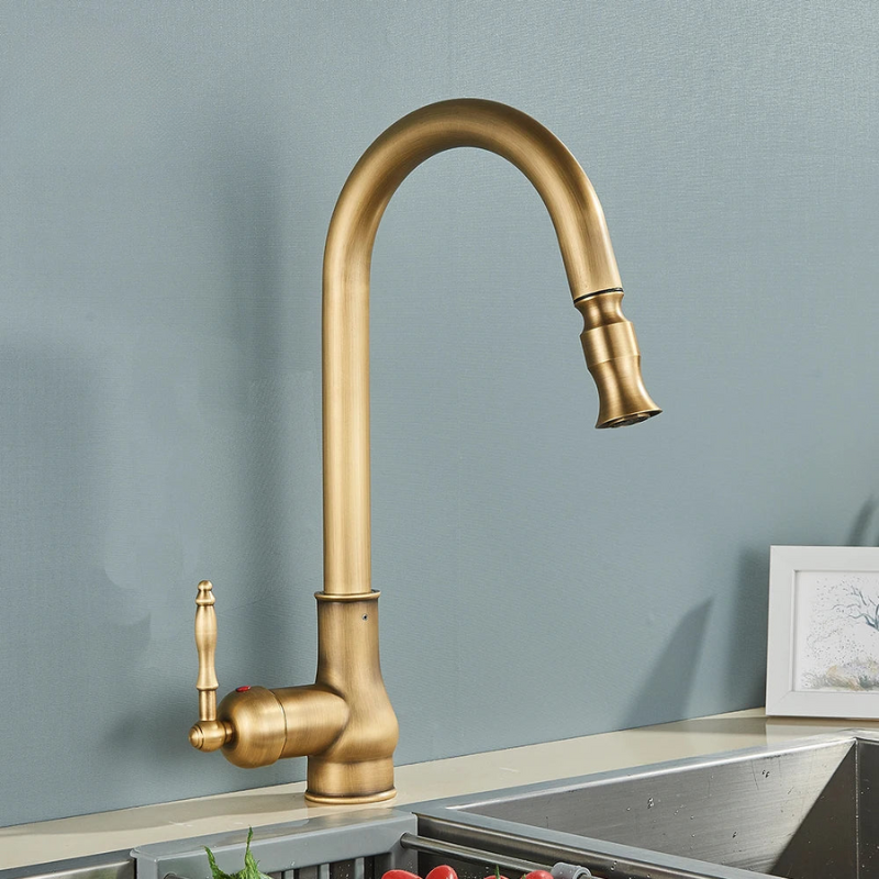 Keukenkraan - VintageTap - Antiek Messing - Elegante Design