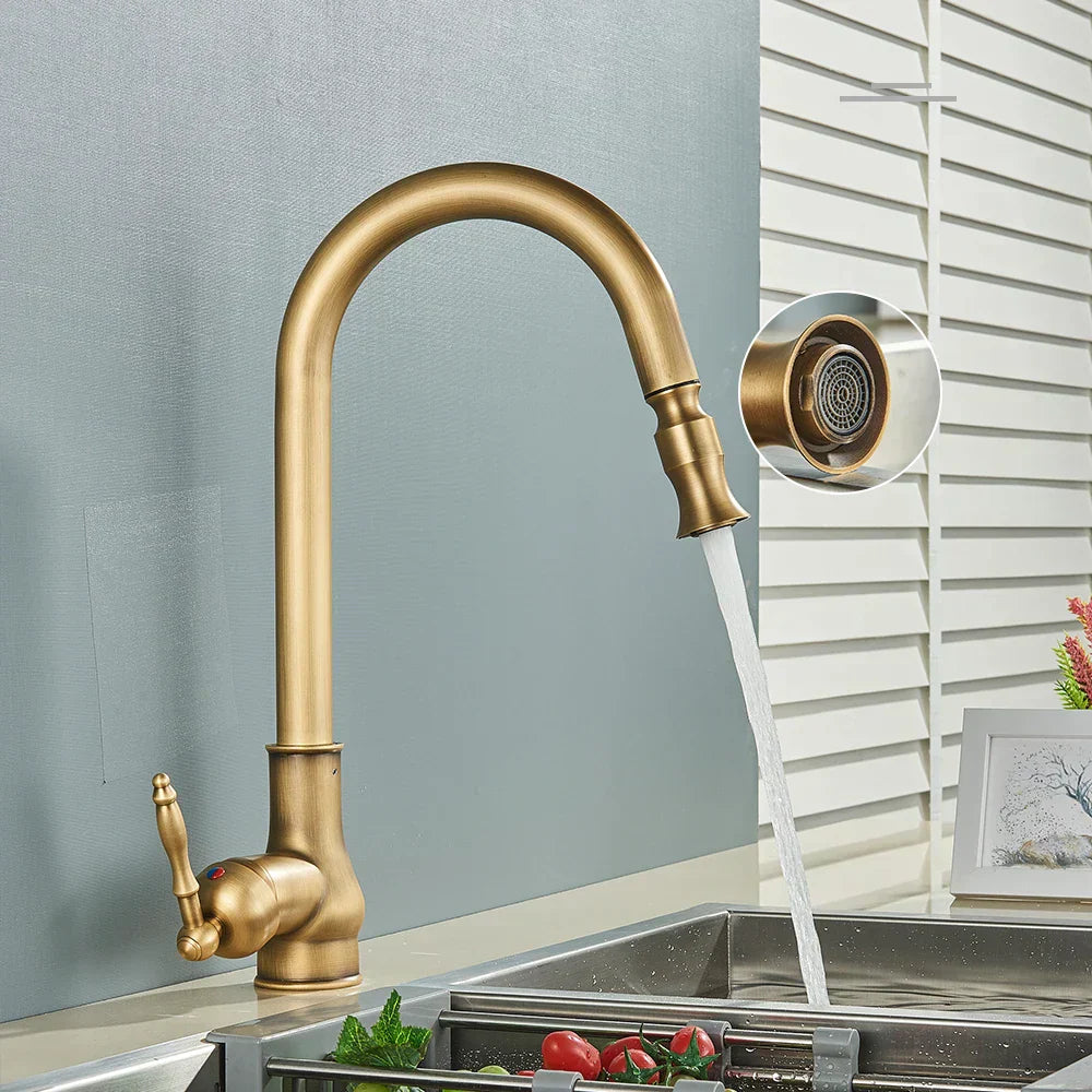 Keukenkraan - VintageTap - Antiek Messing - Elegante Design