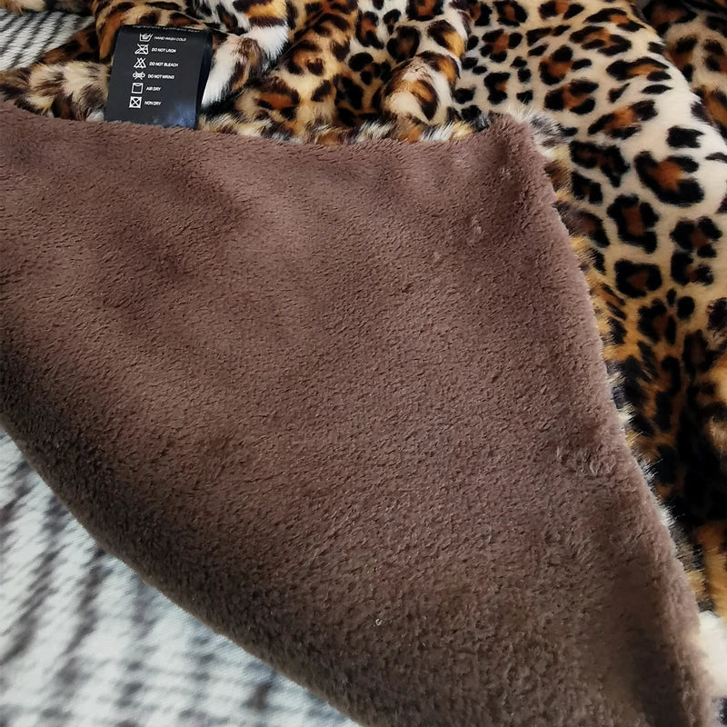 Deken - LuxeTherm - Luipaardprint - Zachte Warmte