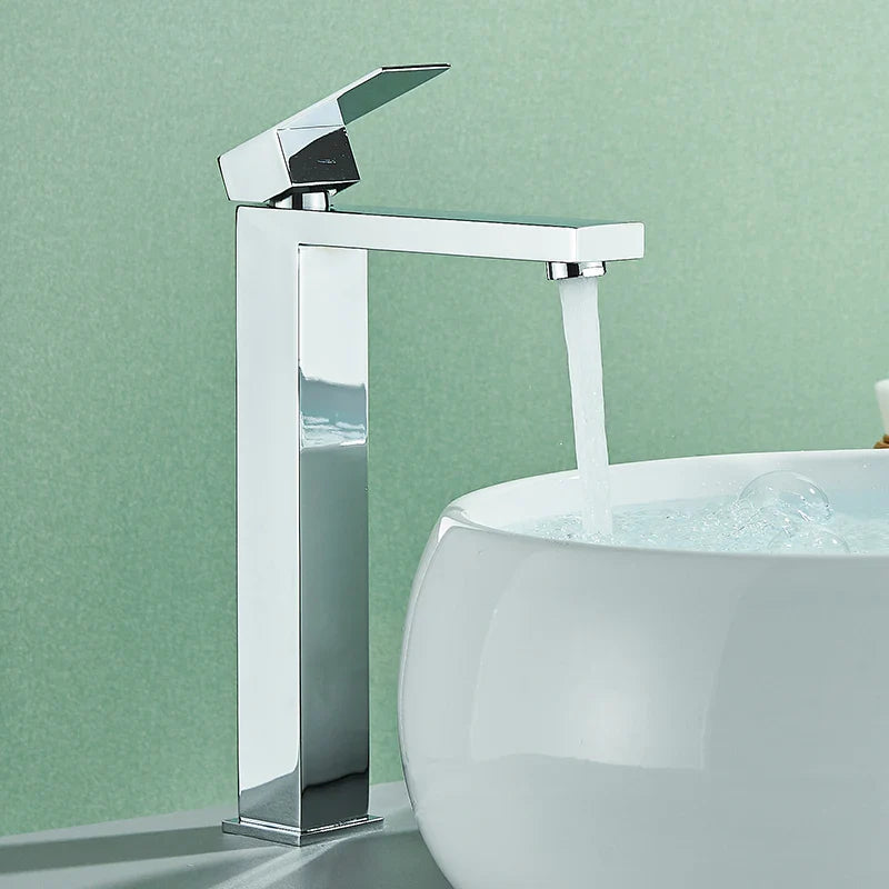 Badkamerkraan - AquaFlow - Roestvrijstaal - Warm & Koude Waterregeling