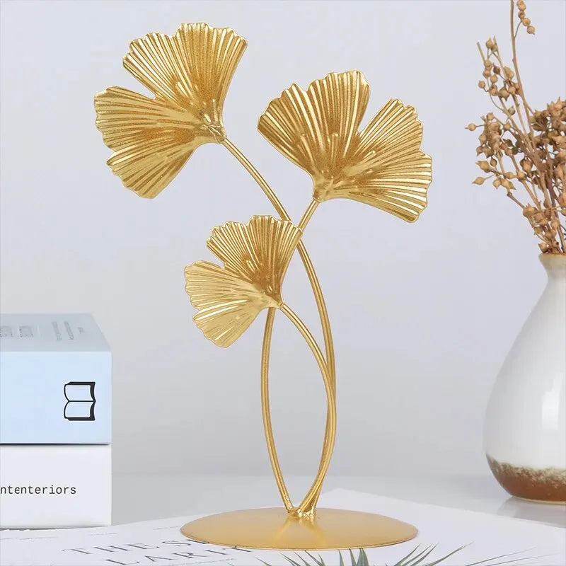Metaal Muurdecoratie - Ginkora - Gouden Blad Sculptuur - Moderne Woonkamer Kunst