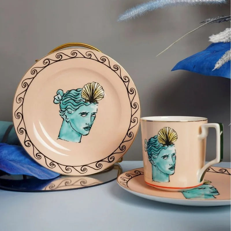 Griekse Borden & Bekers - MythosCraft - Antiek Design - Elegante Decor