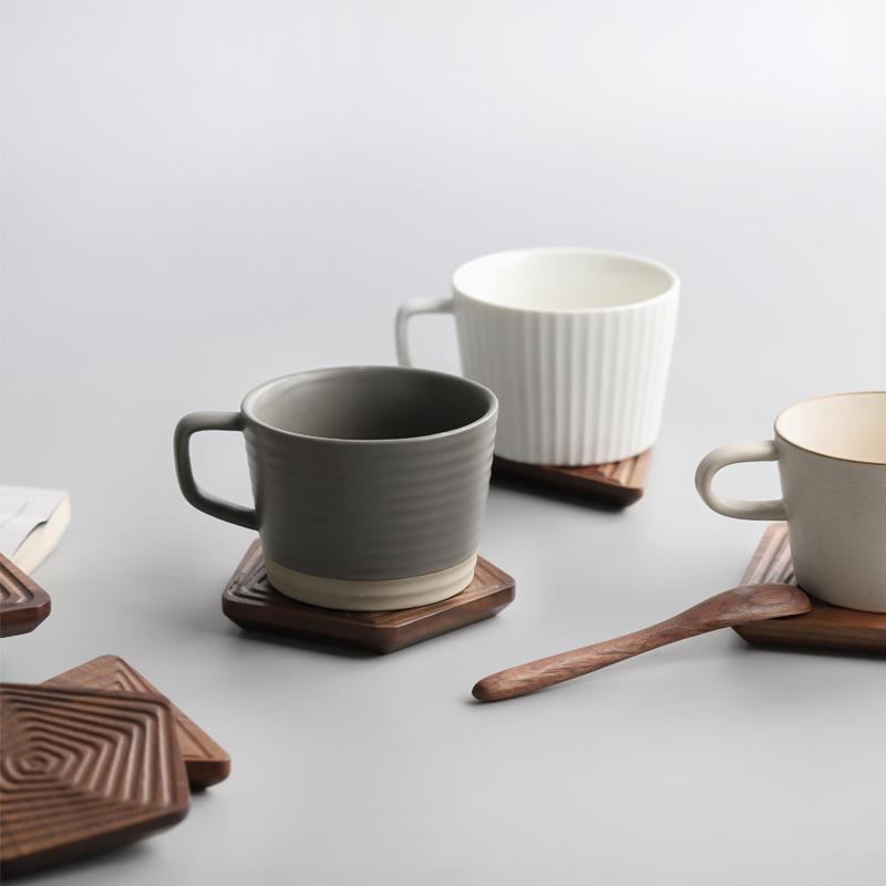 Houten Onderzetters - WoodCraft - Premium Walnoot - Unieke Vormen
