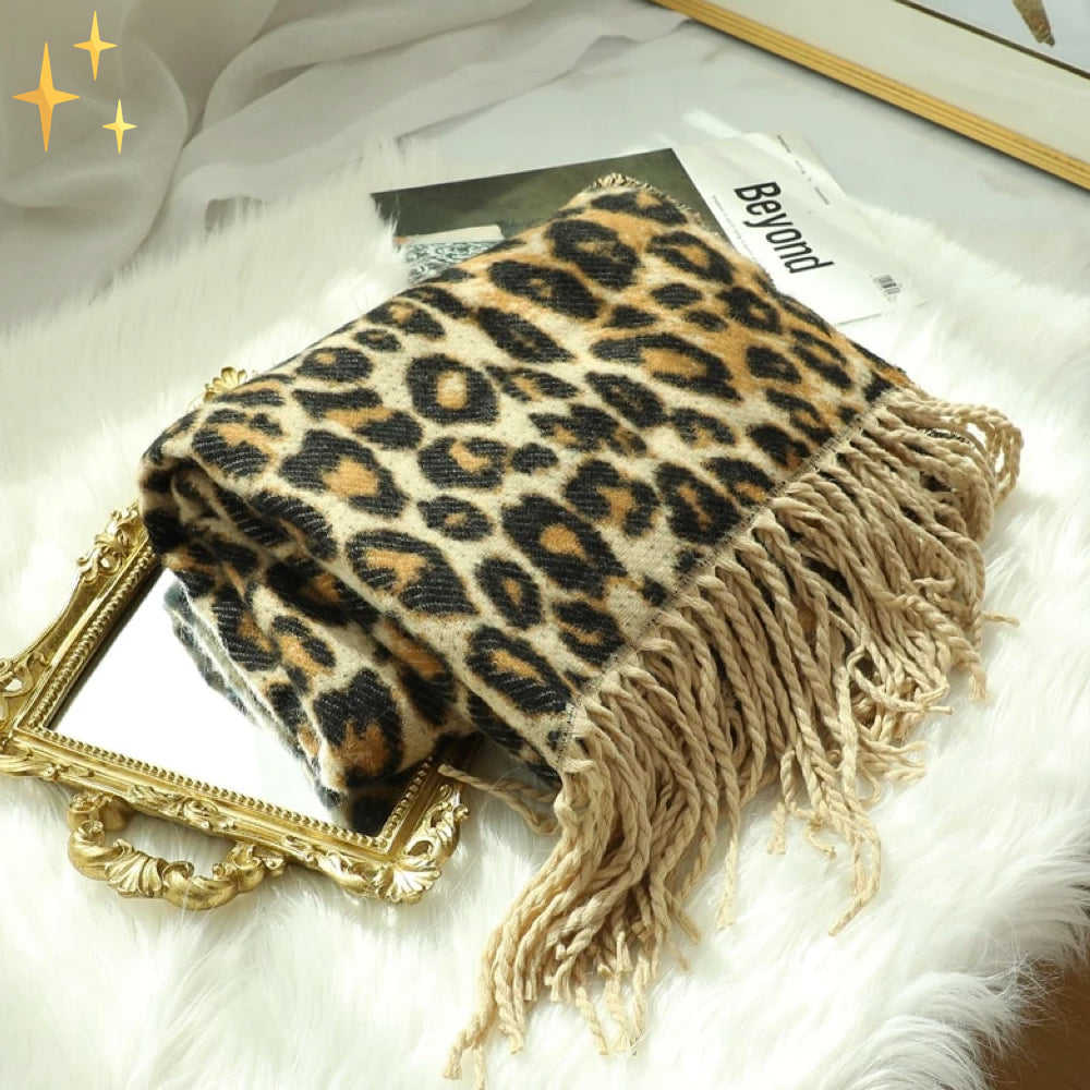 Winter Sjaal - CozyWrap - Luipaardprint - Warme Wol