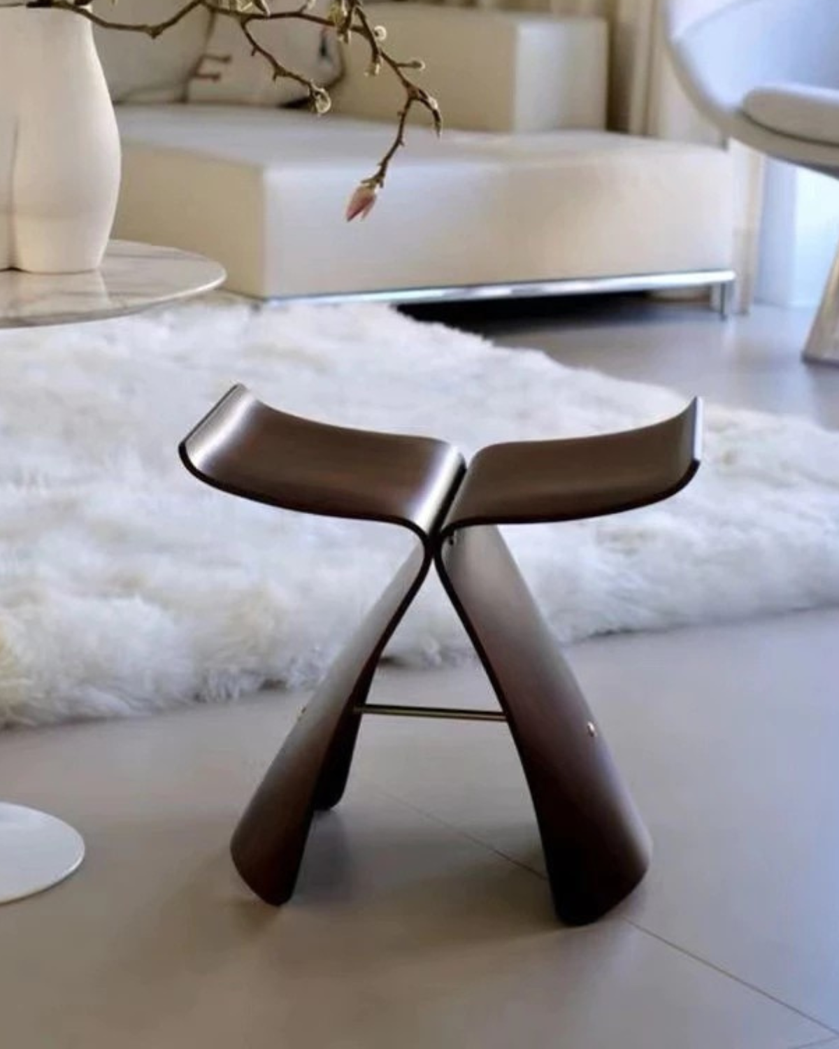 Bijzettafel - EleganceWood - Vintage Design - Vlinder Vorm