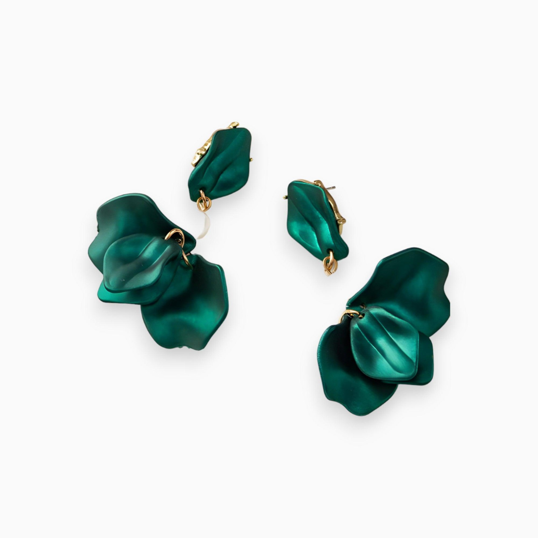 Gouden Parel Oorbellen - Aurava - Elegante Hangerstijl - Luxe Sieraden