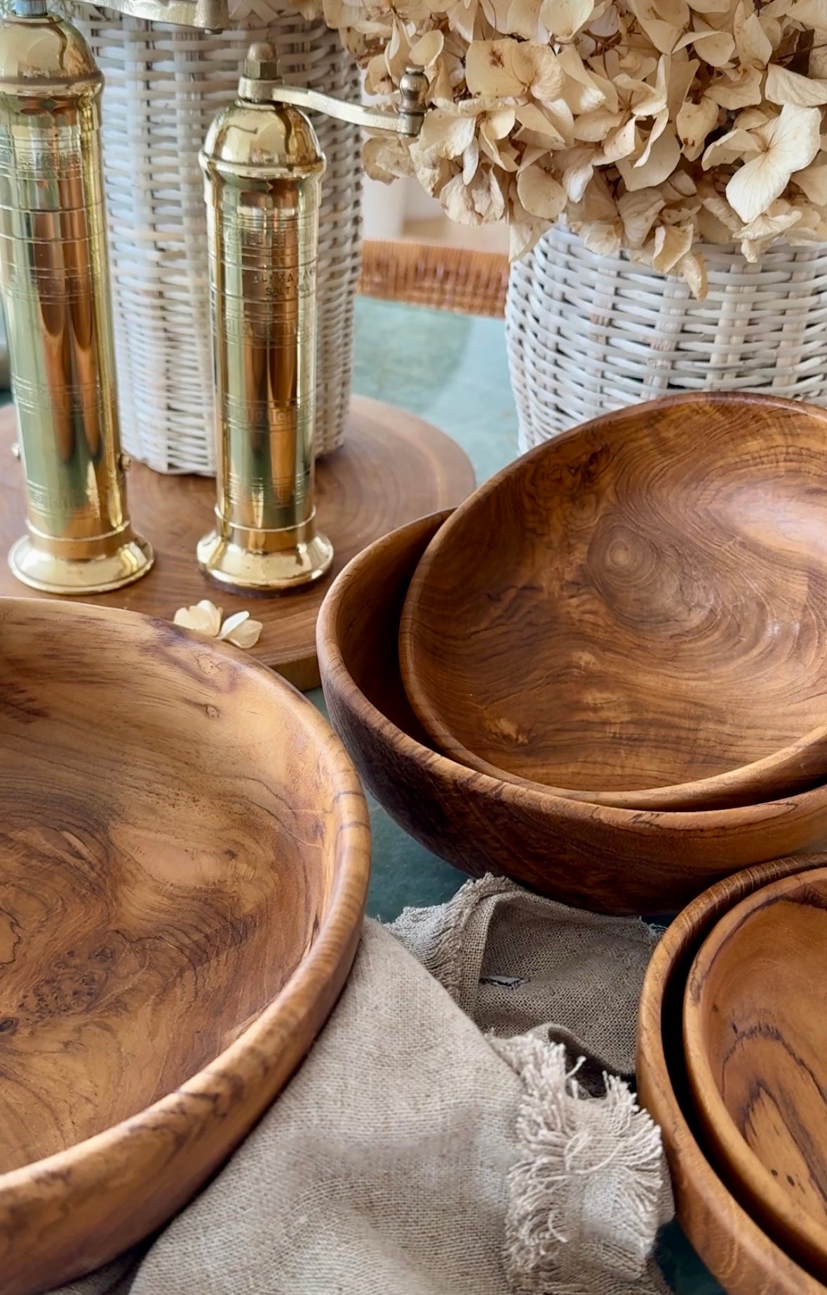 Teak Kom Set - WoodCraft - Handgemaakt Ontwerp - Nesting Stijl