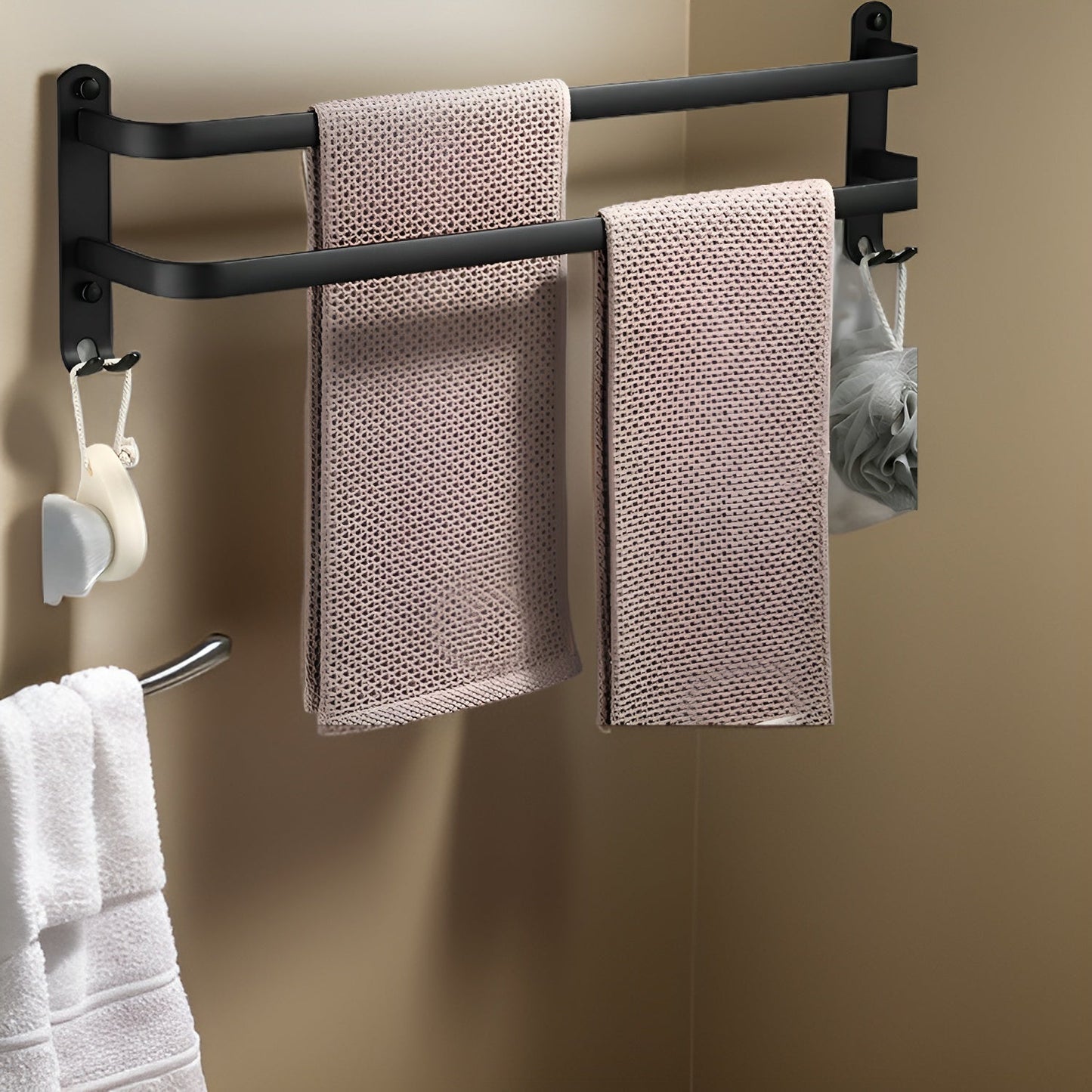Handdoekhouder - HangEase - Ruimtebesparend Design - Badkamer Organizer