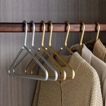 Kledinghangers - HangerLux - Antislip Ontwerp - Duurzame Matte Afwerking