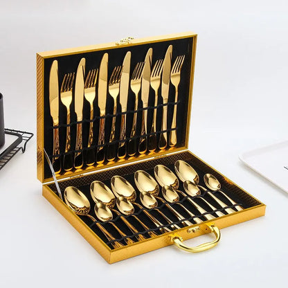 Bestekset - LuxeGold - Elegante Ontwerp - 24-delige Collectie