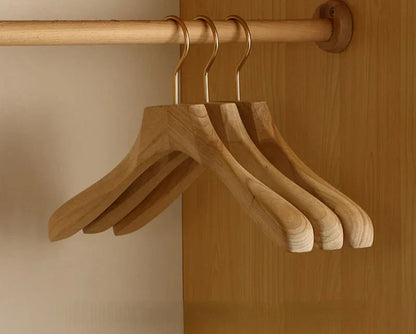 Kledinghangers - WoodEase - Premium Kamferhout - Brede Schouders