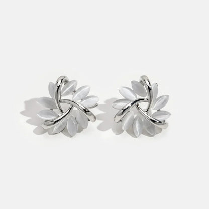 Gouden Oorknopjes - Auravie - Opalen Bloem Design - Elegant Sieraad Cadeau