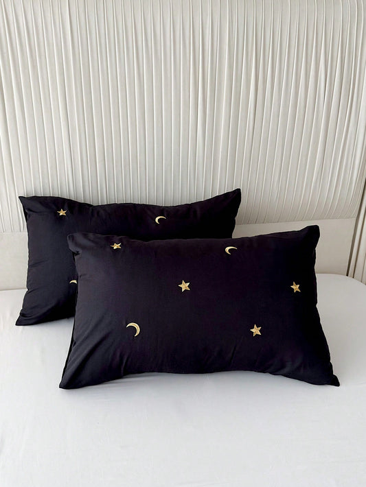 Kussenslopen - StarMoon - Geborduurd Design - Zwarte Katoen